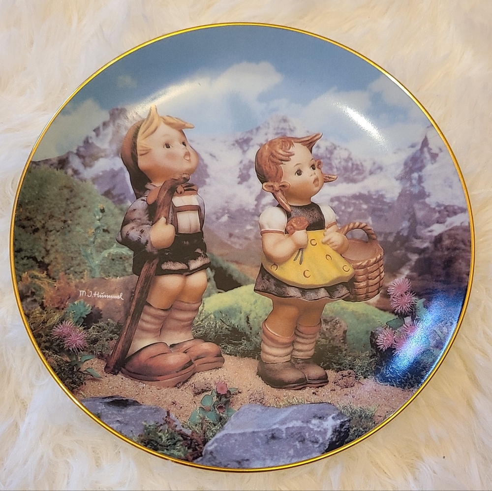 M.I. Hummel "Little Explorers" Collector Plate Wall Decor Signed Numbered Art